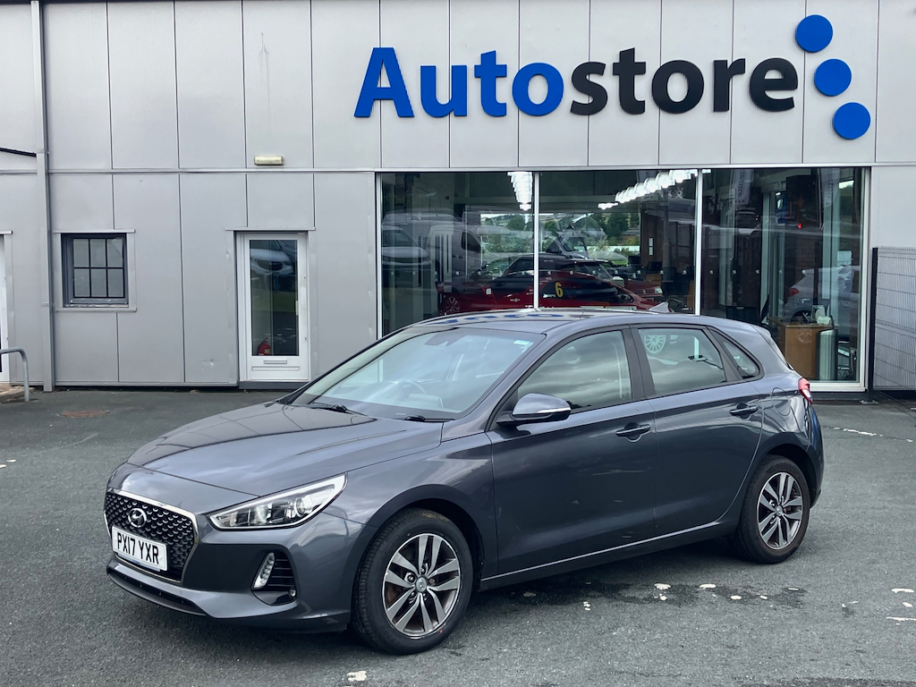 I30