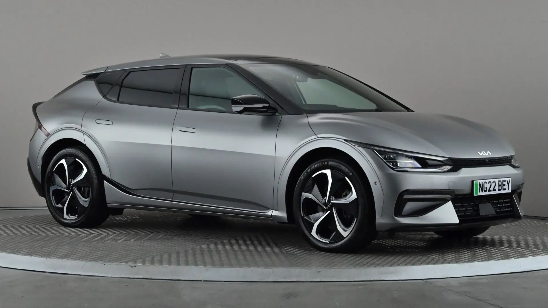 EV6