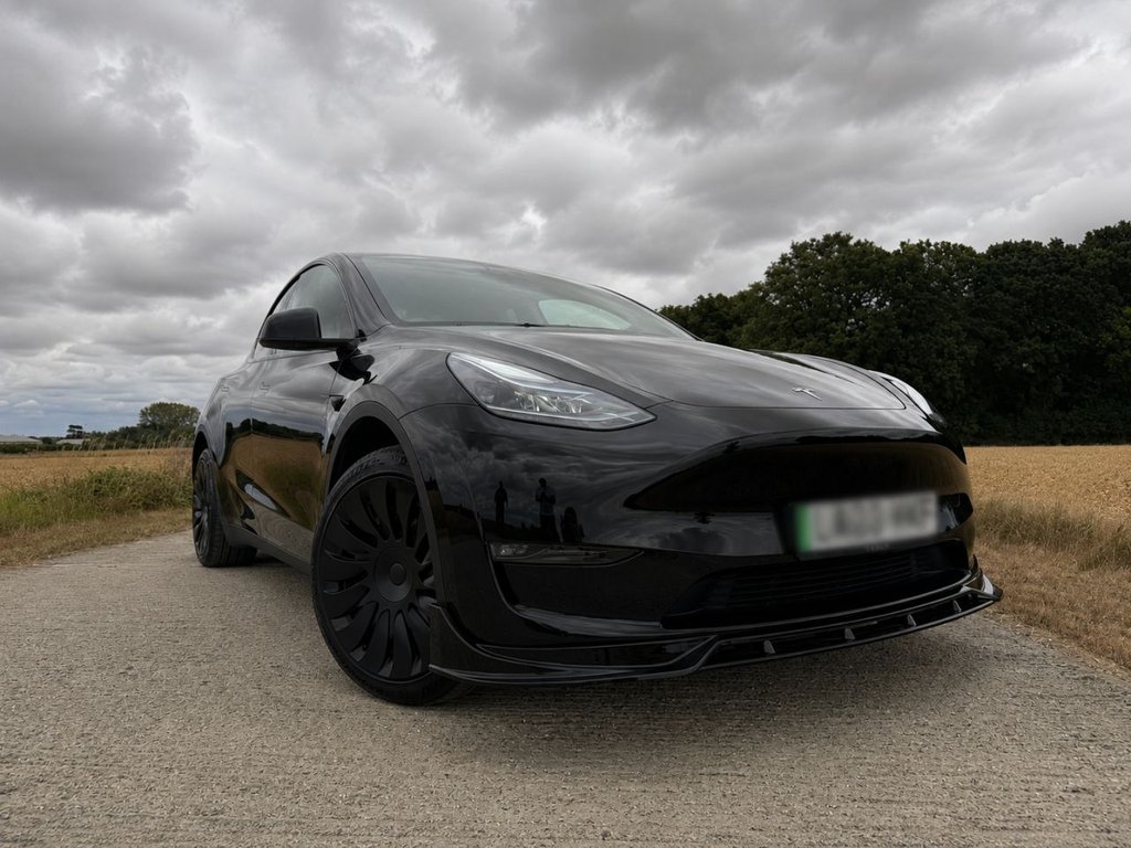Model Y Premium