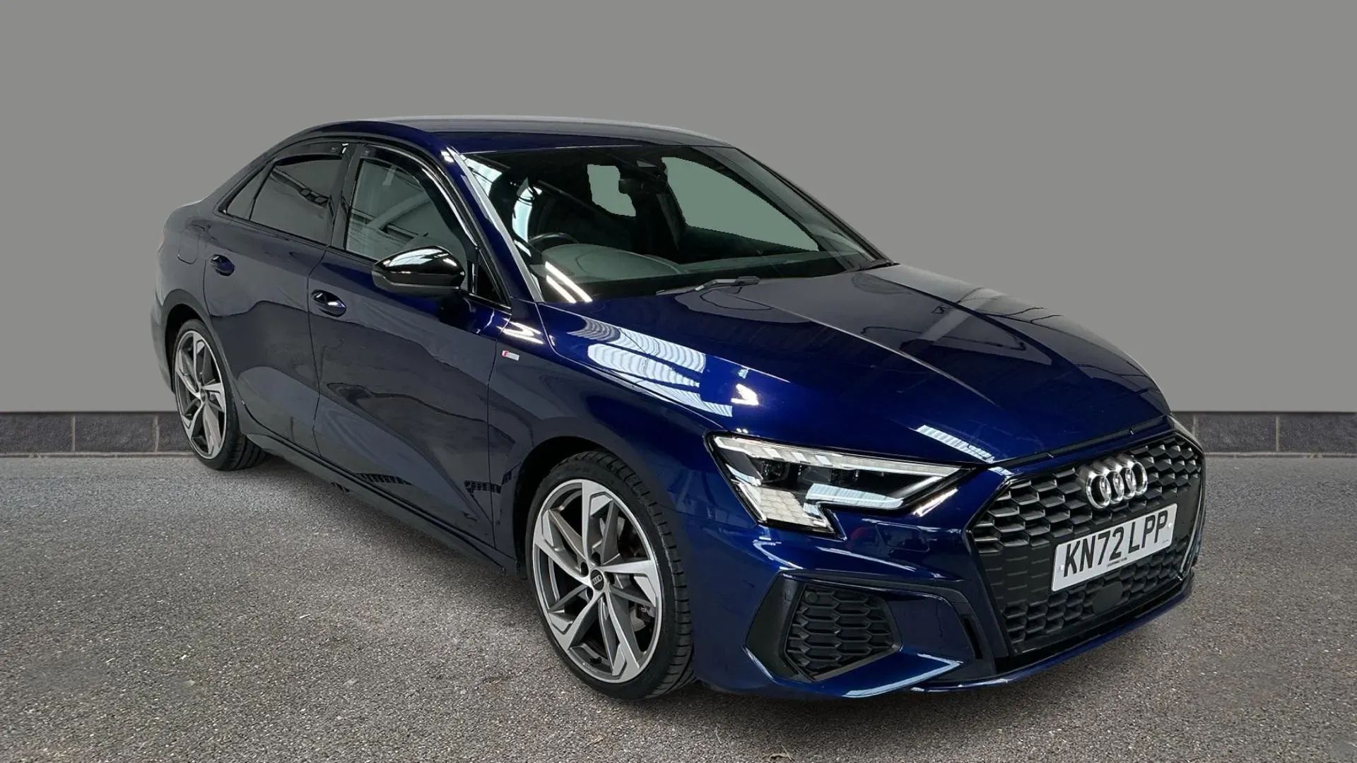 A3 Saloon
