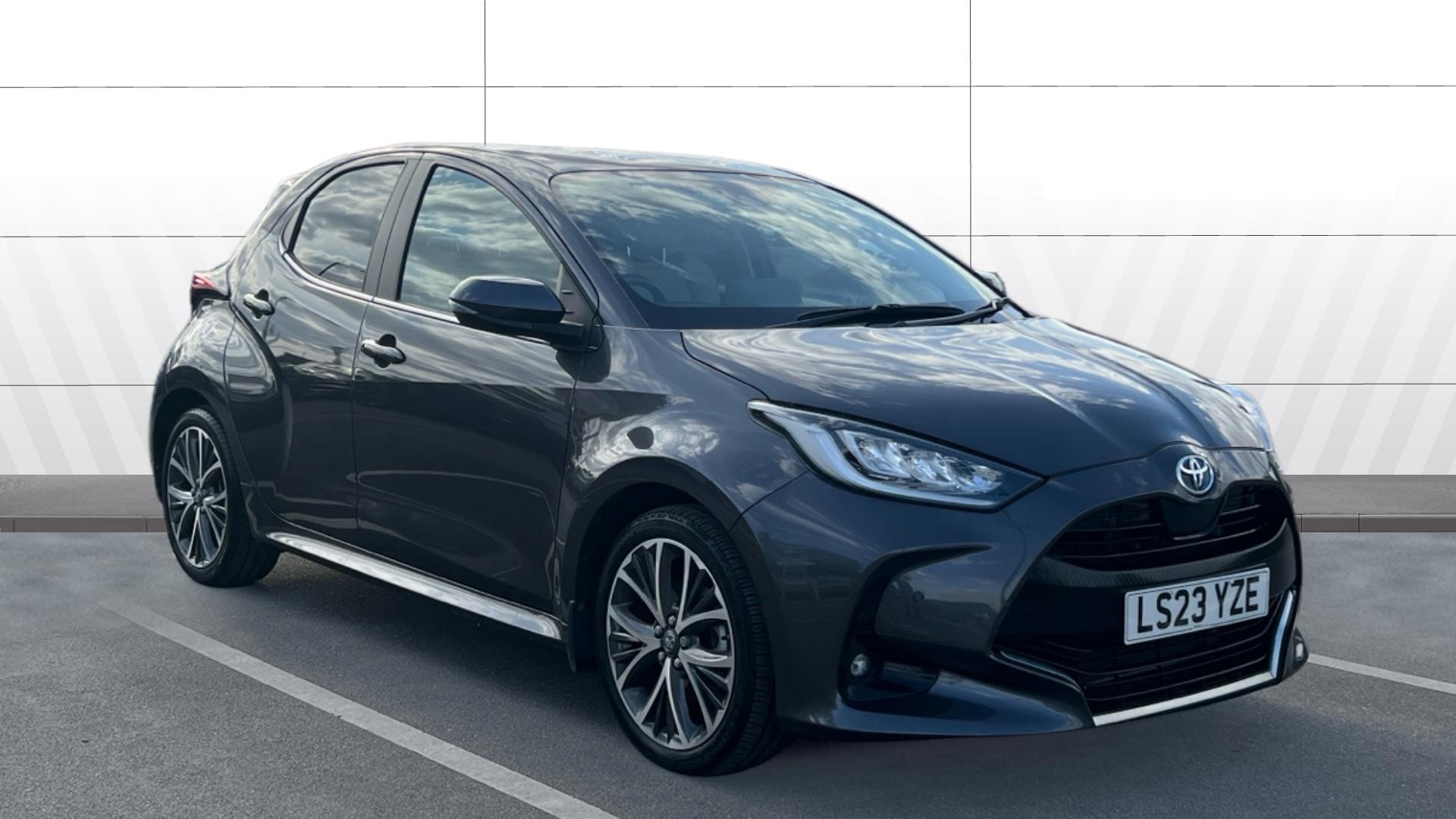 Yaris