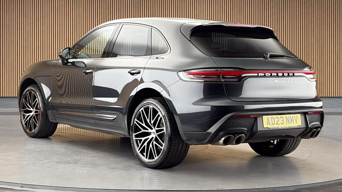 2023 Porsche Macan