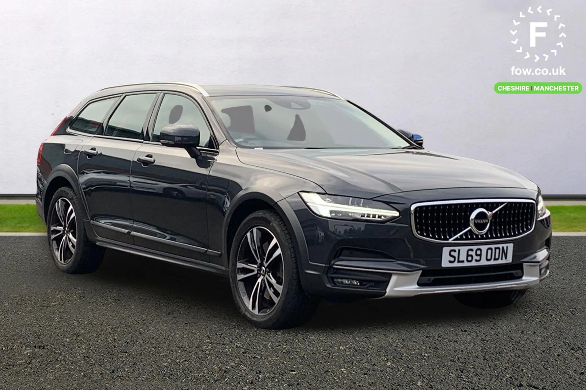 V90 Cross Country