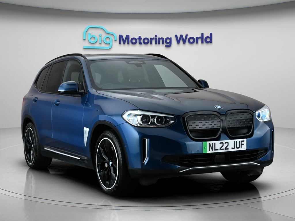 iX3