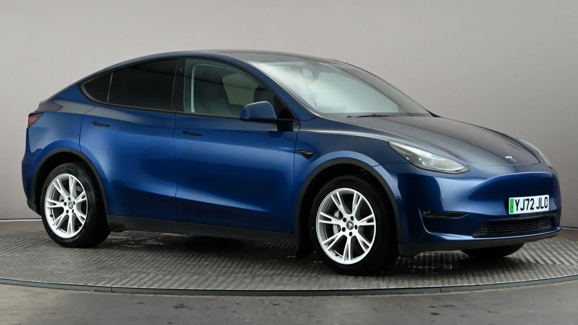 Model Y Premium