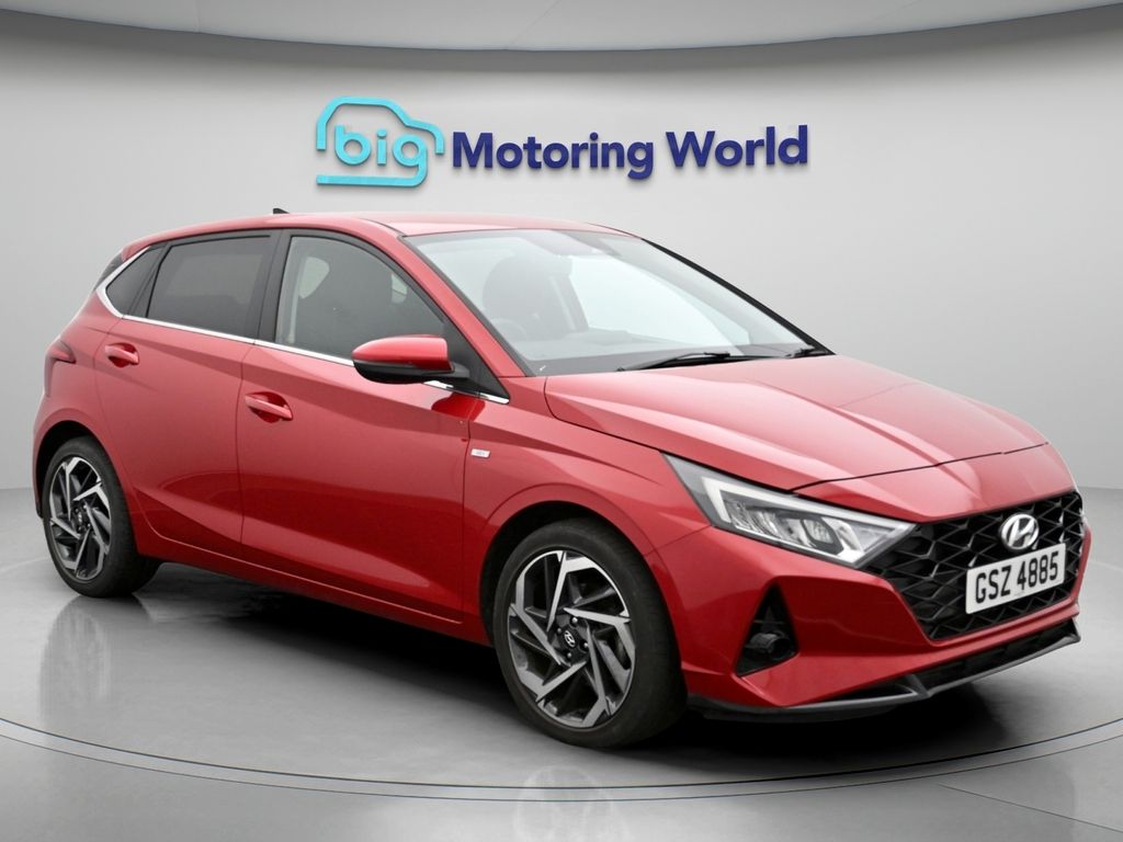 i20