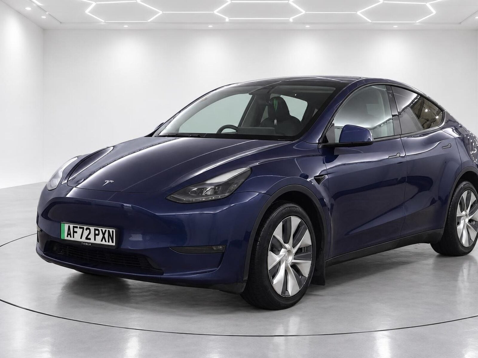 Model Y Premium