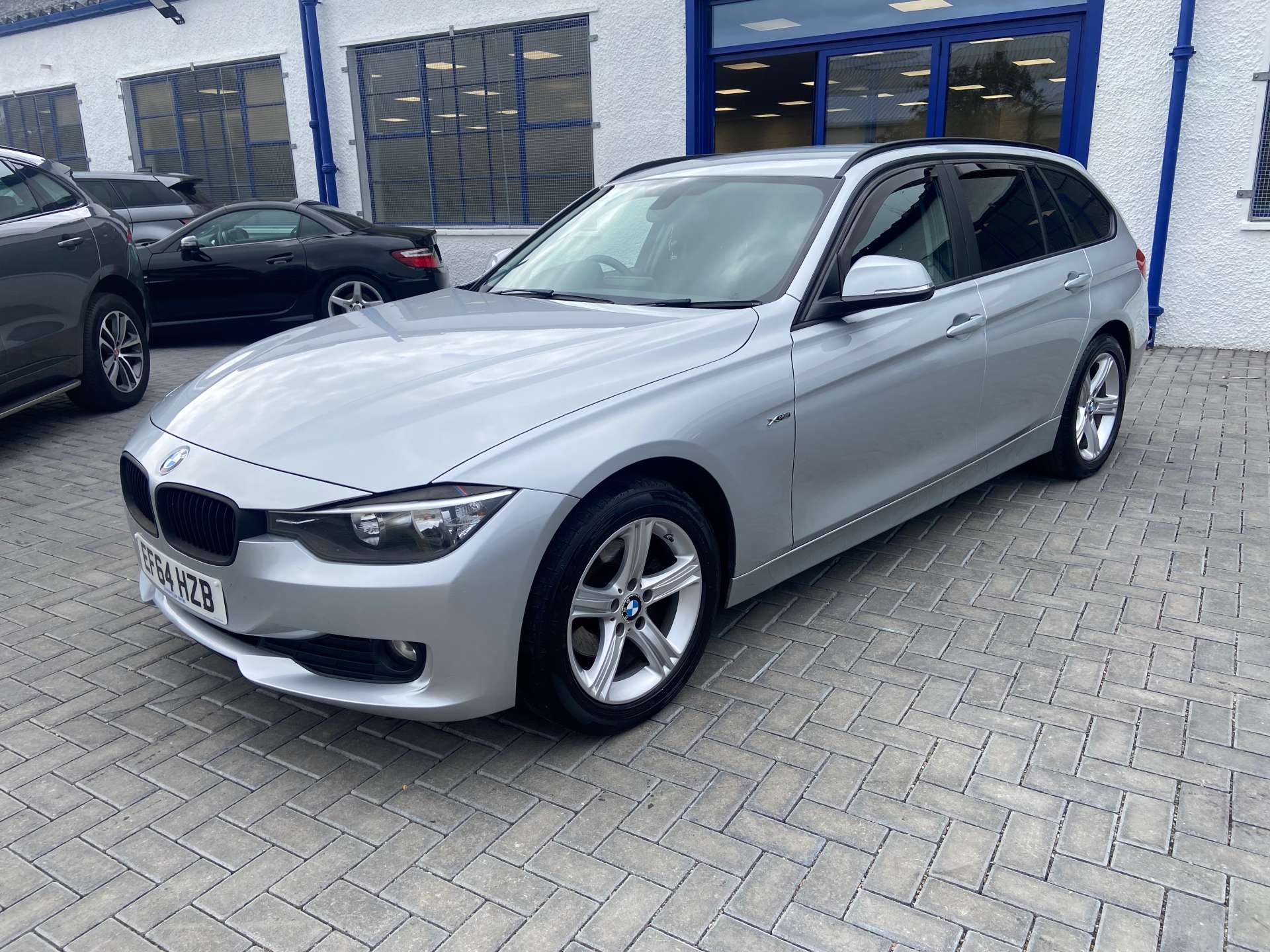 3 Series Touring