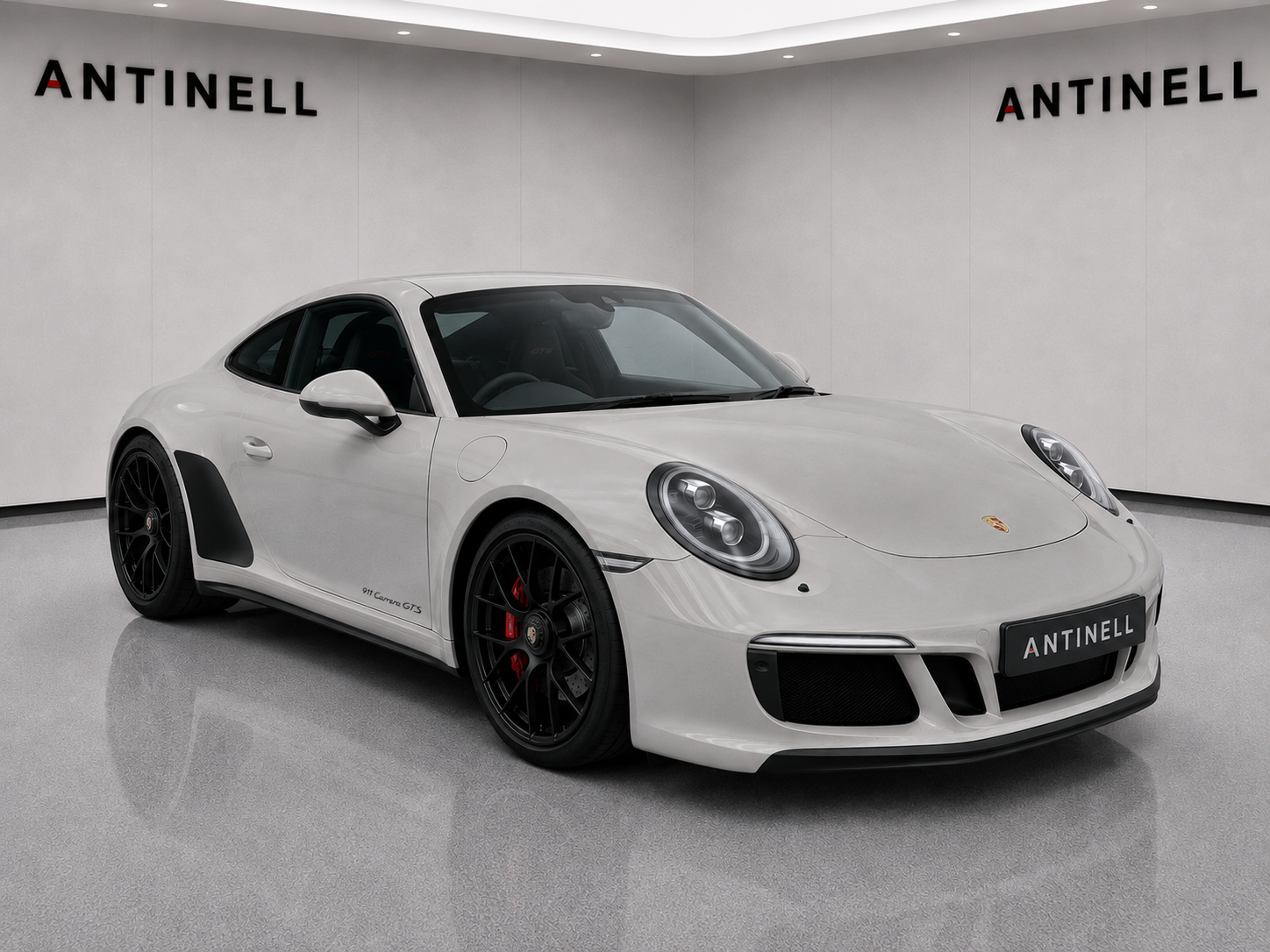 911