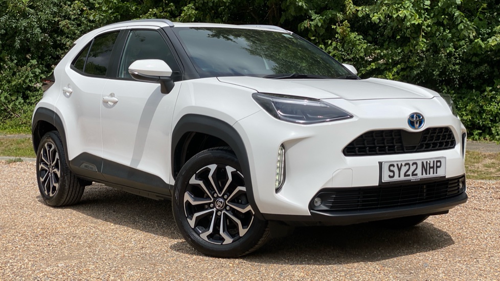 White Toyota Yaris Cross cars for sale | Carwow