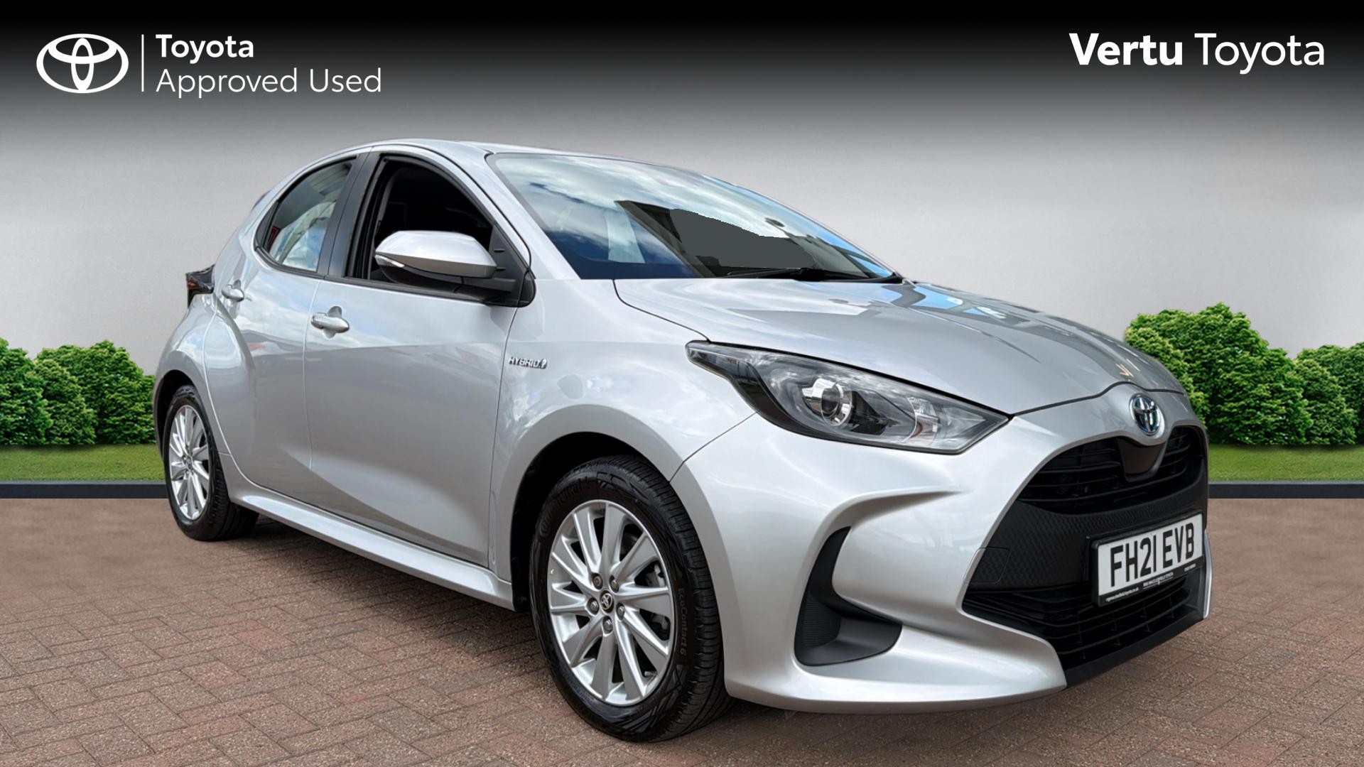 Yaris