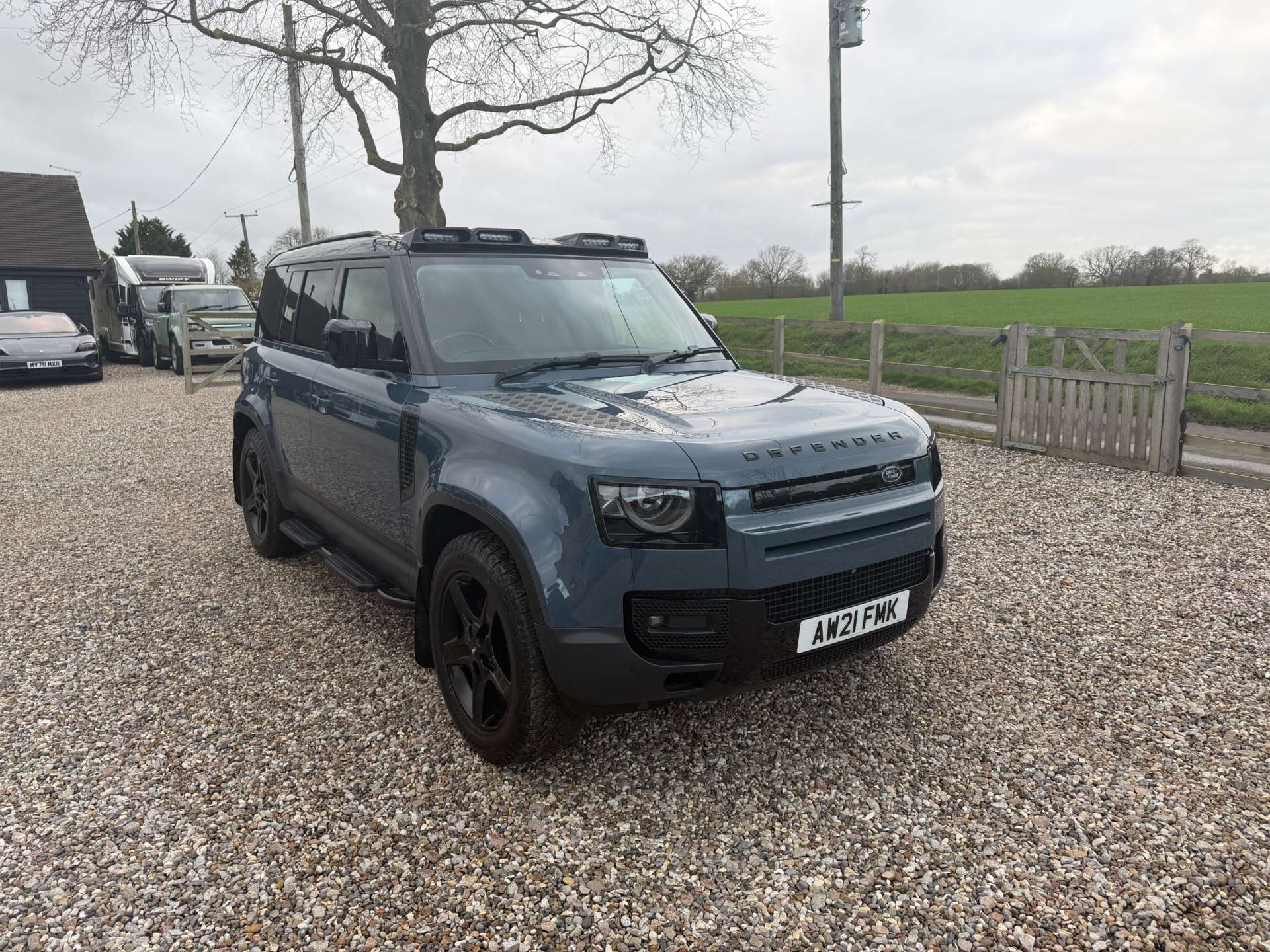 DEFENDER