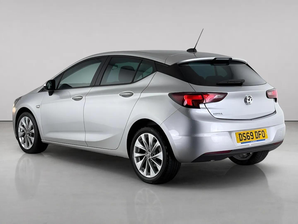 2019 Vauxhall Astra