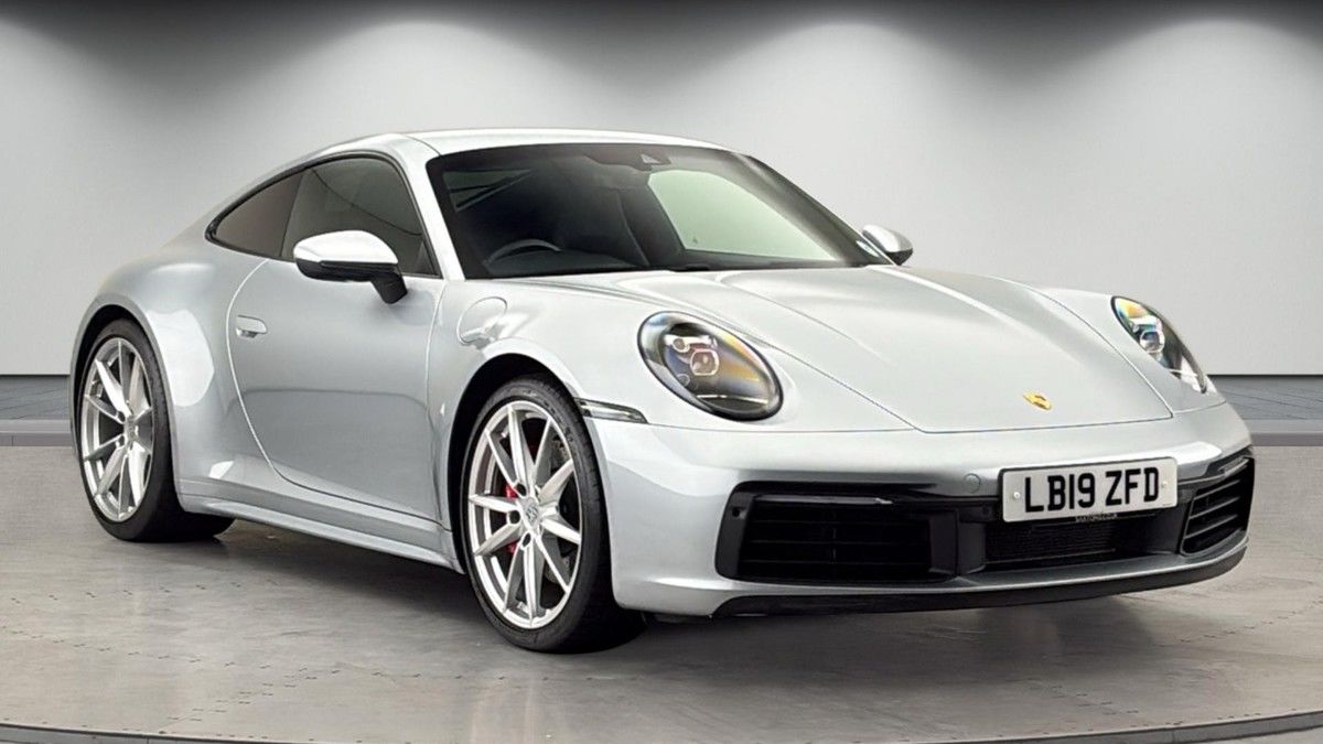 911
