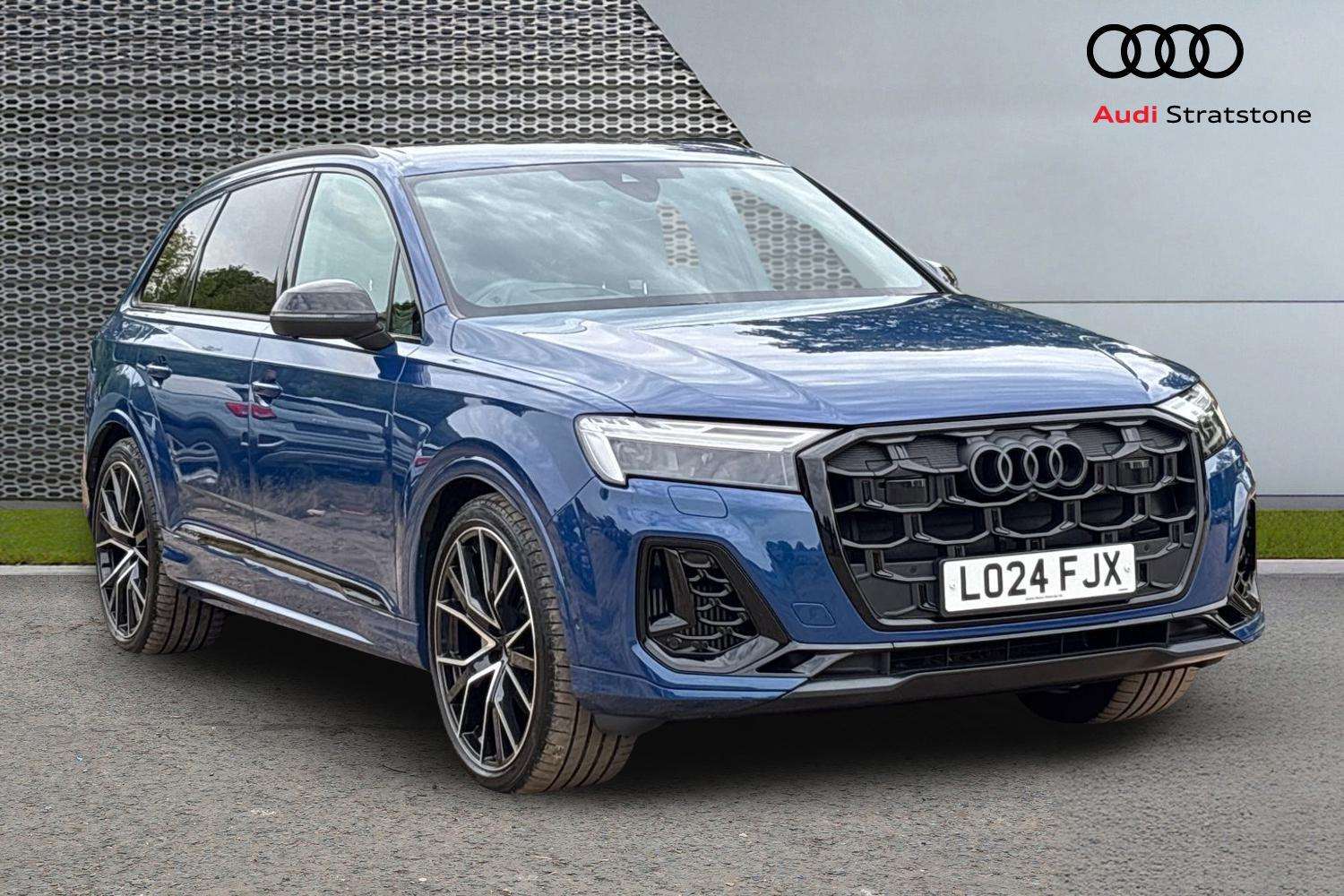 Q7
