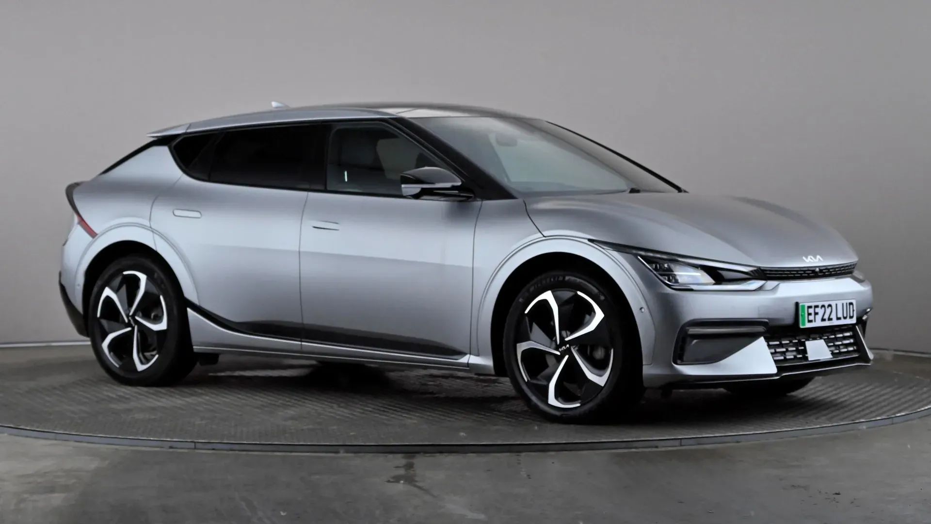 EV6