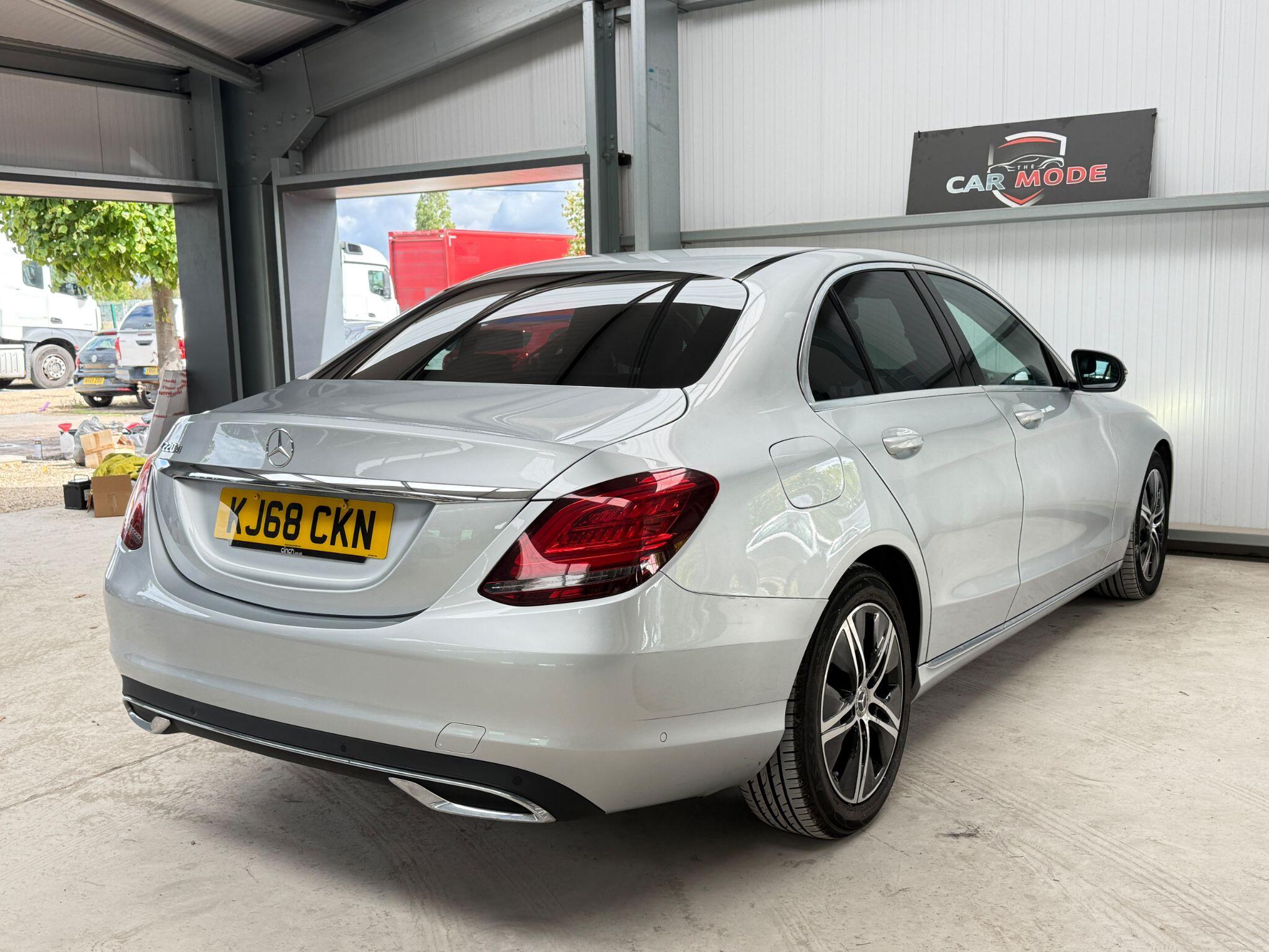2018 Mercedes-Benz C-Class Saloon