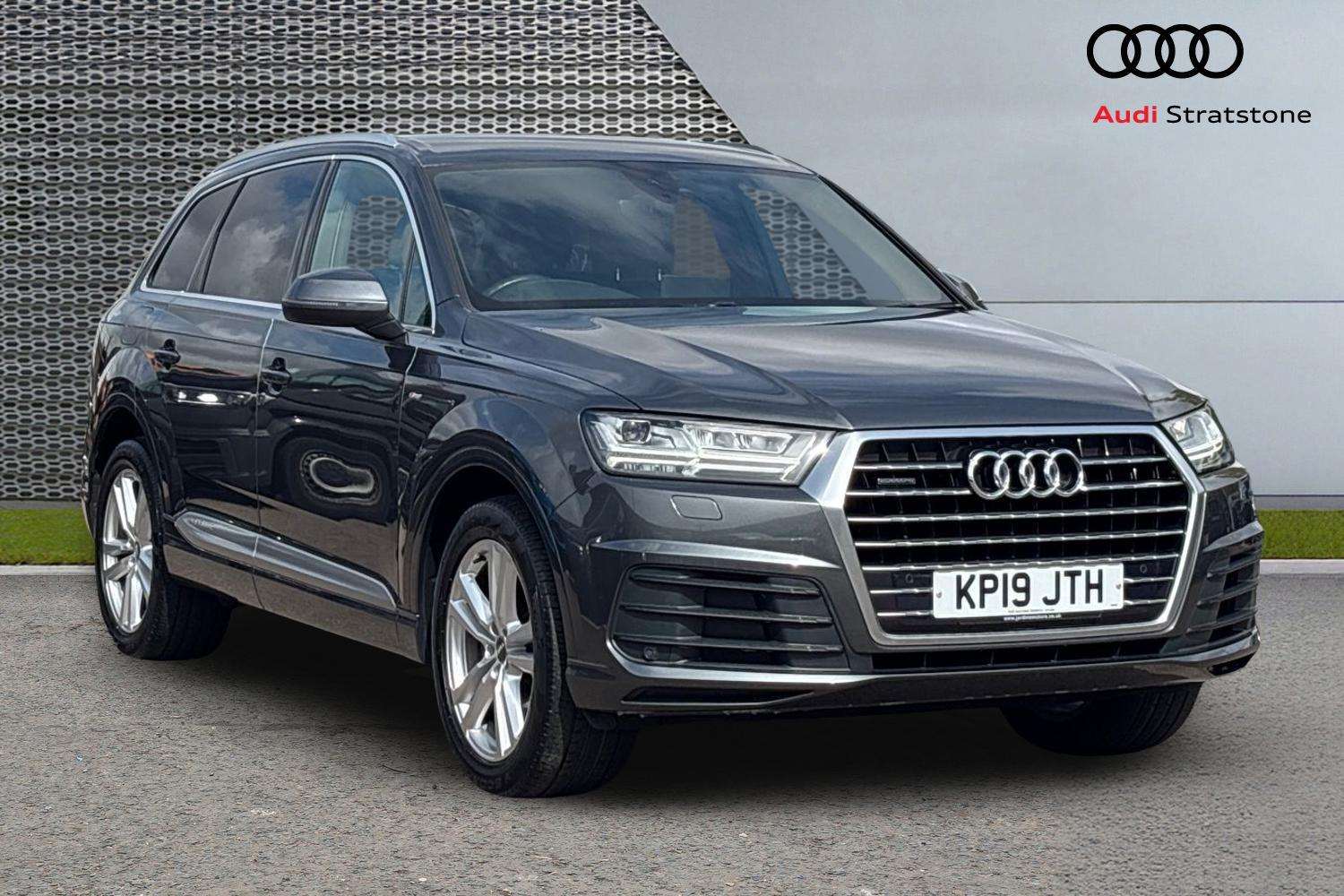 Q7