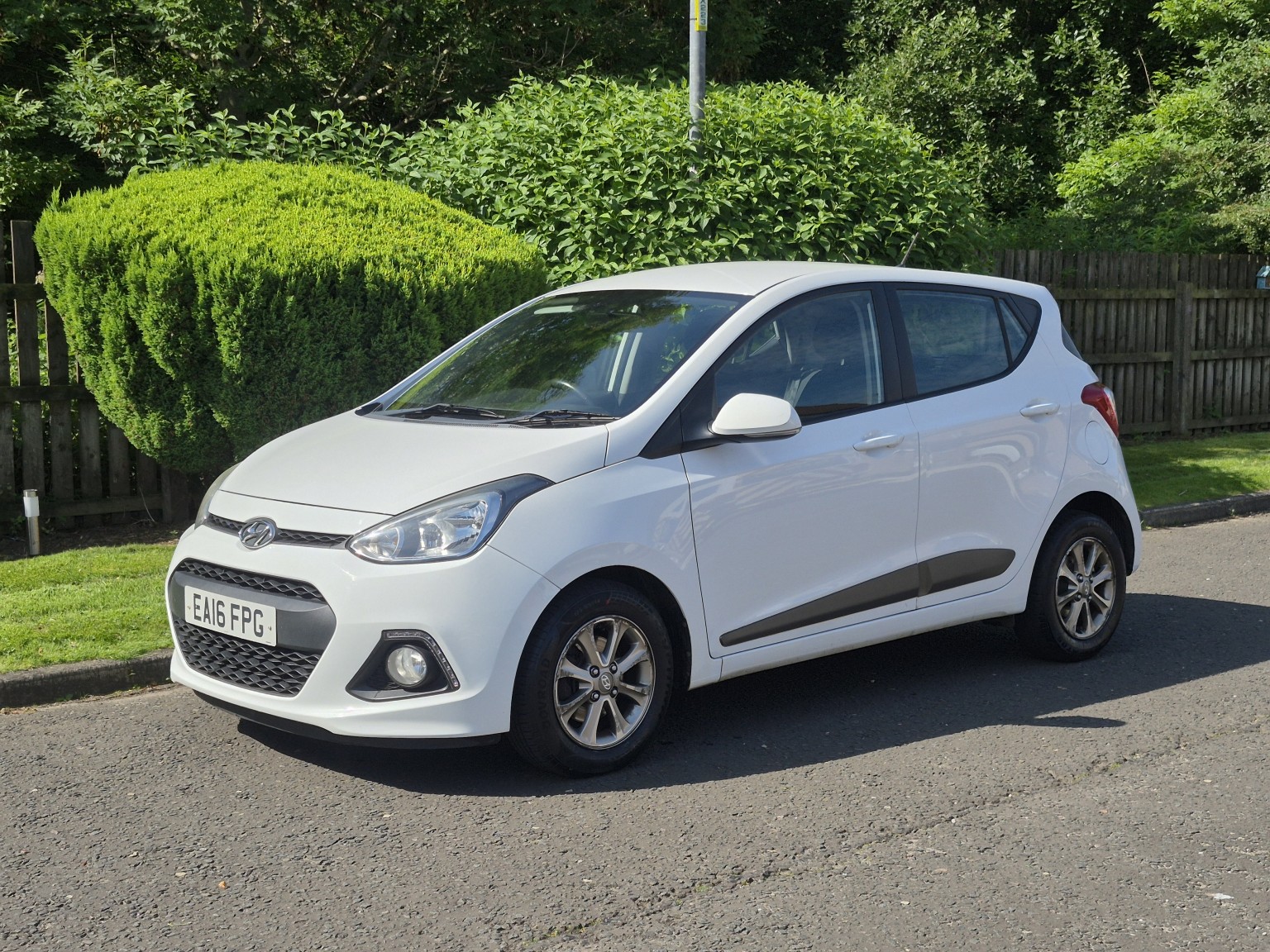 I10