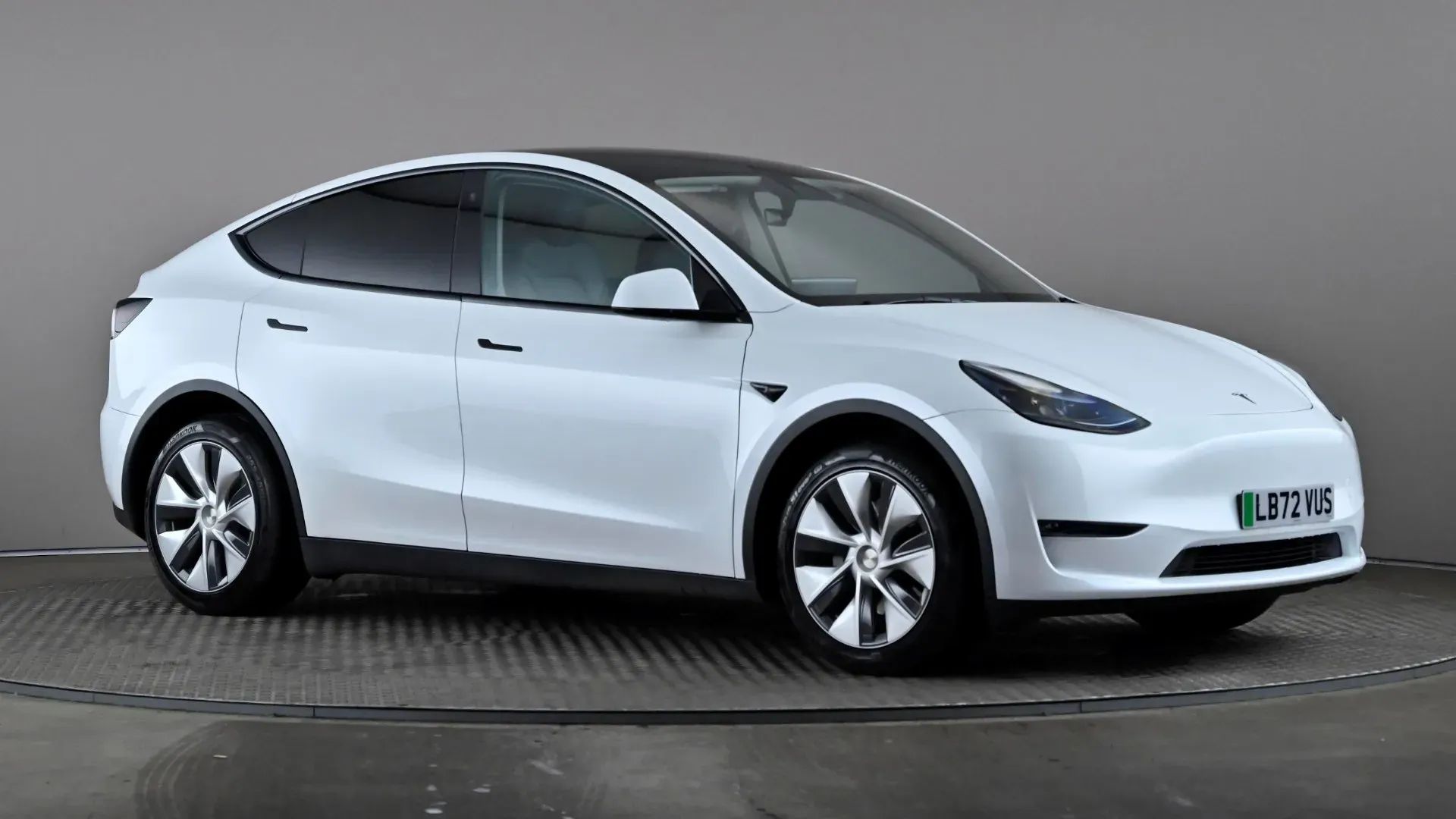 Model Y Premium