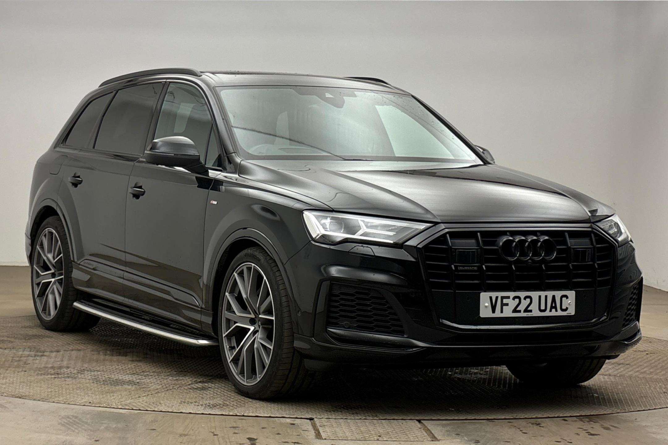 Q7