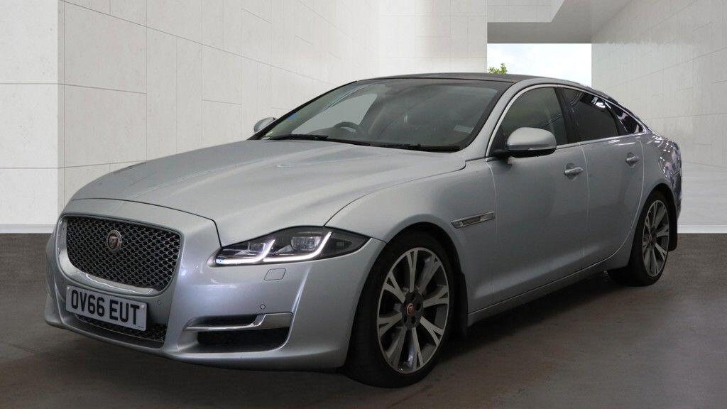XJ