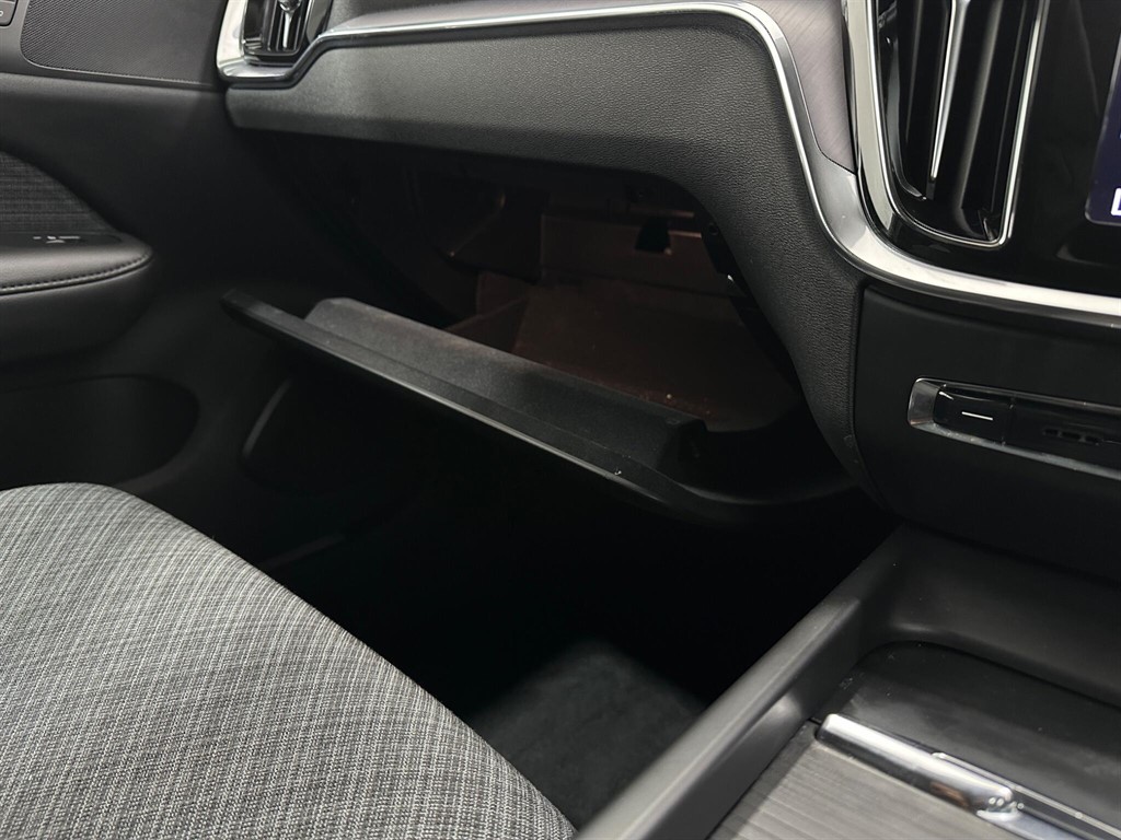 2022 Volvo V60