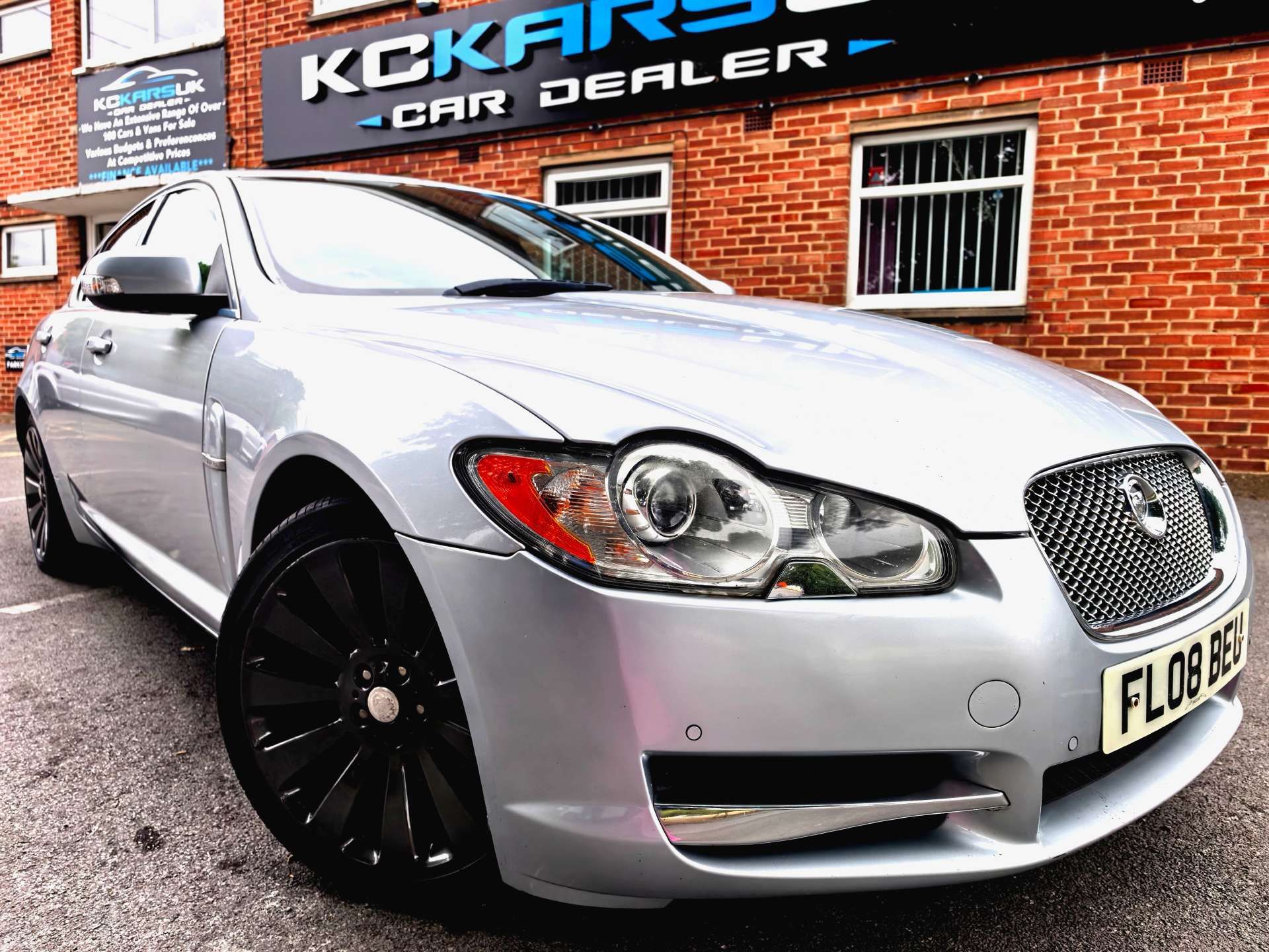 XF SALOON (2011-2015)