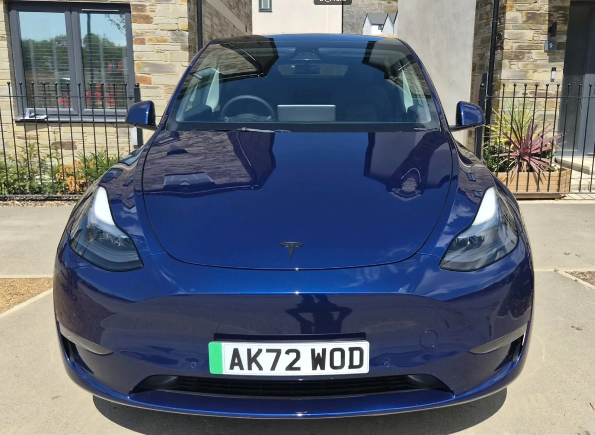 Model Y Premium