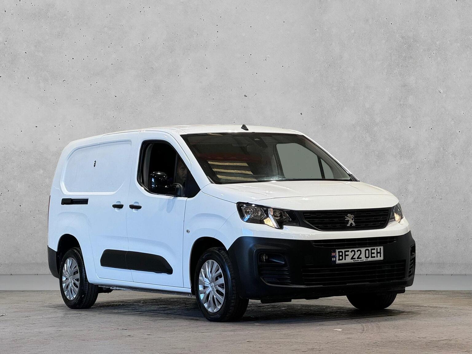 2022 PEUGEOT PARTNER
