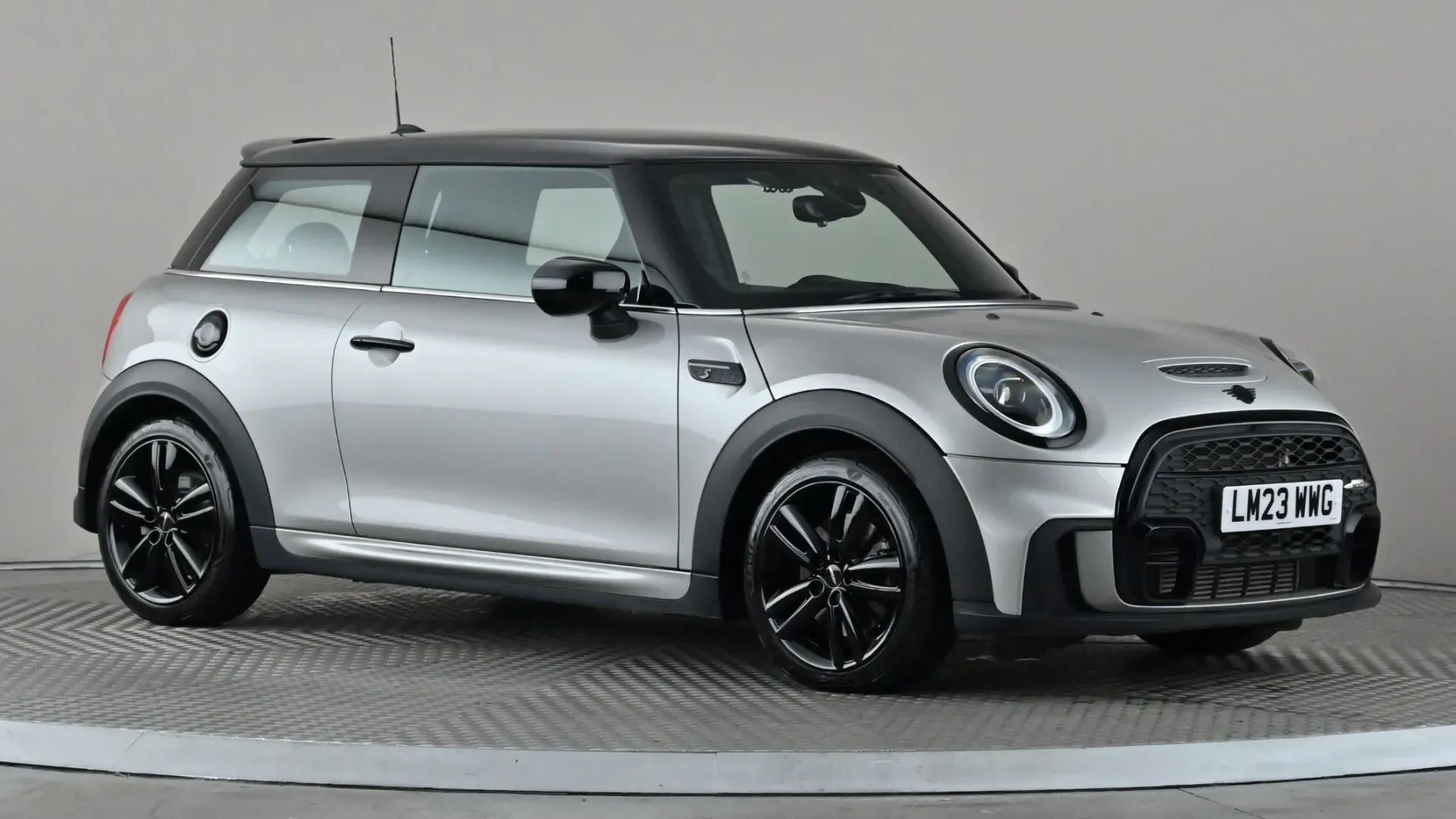 5-Door Hatch