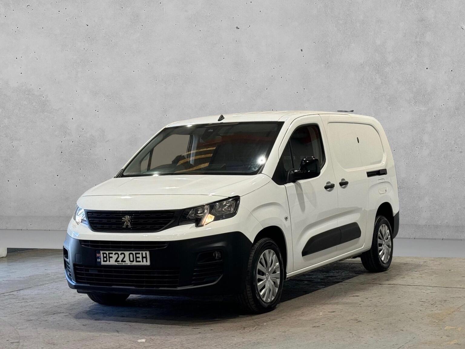 2022 PEUGEOT PARTNER
