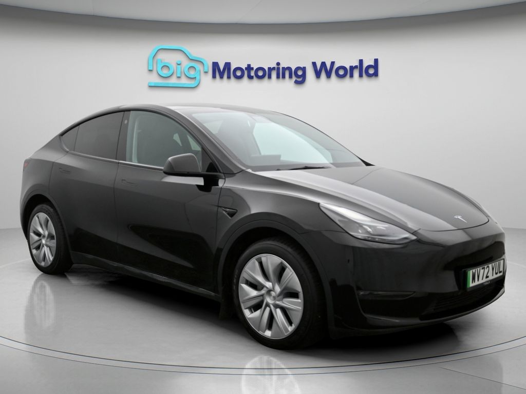 Model Y Premium