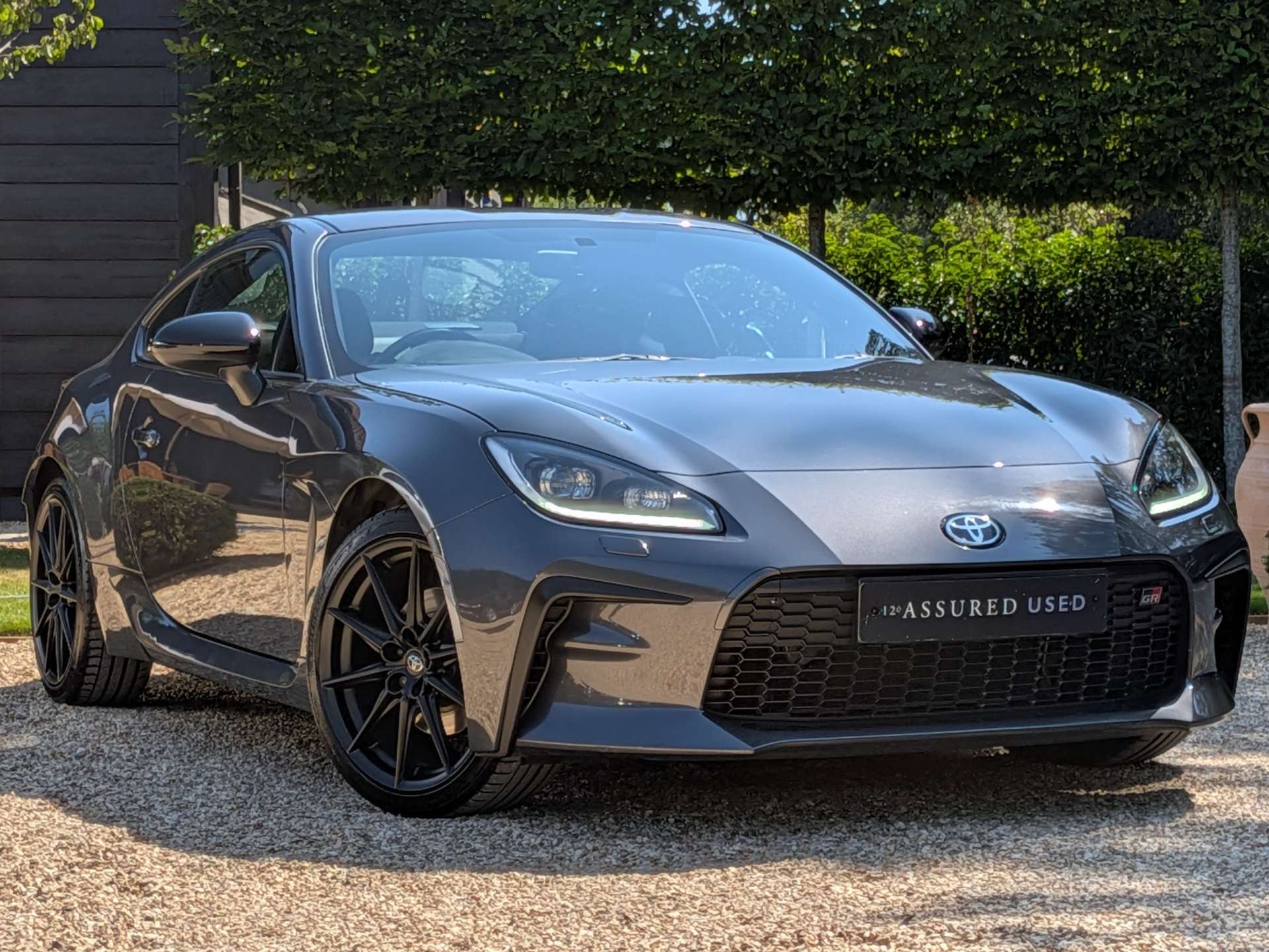 GR86