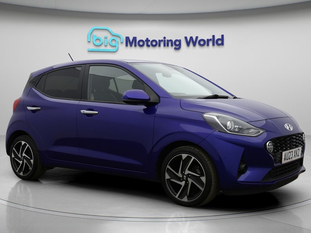 i10