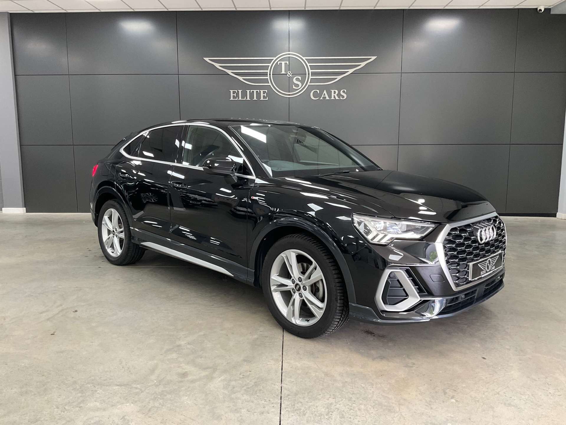 Q3 Sportback