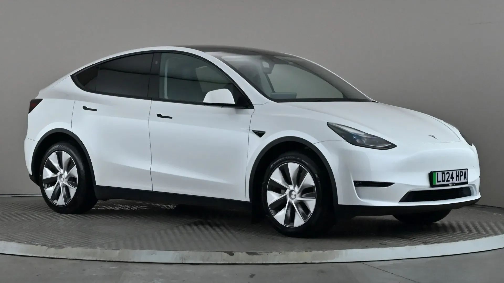 Model Y Premium