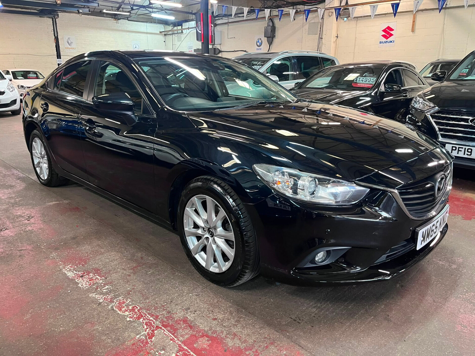 6 Saloon