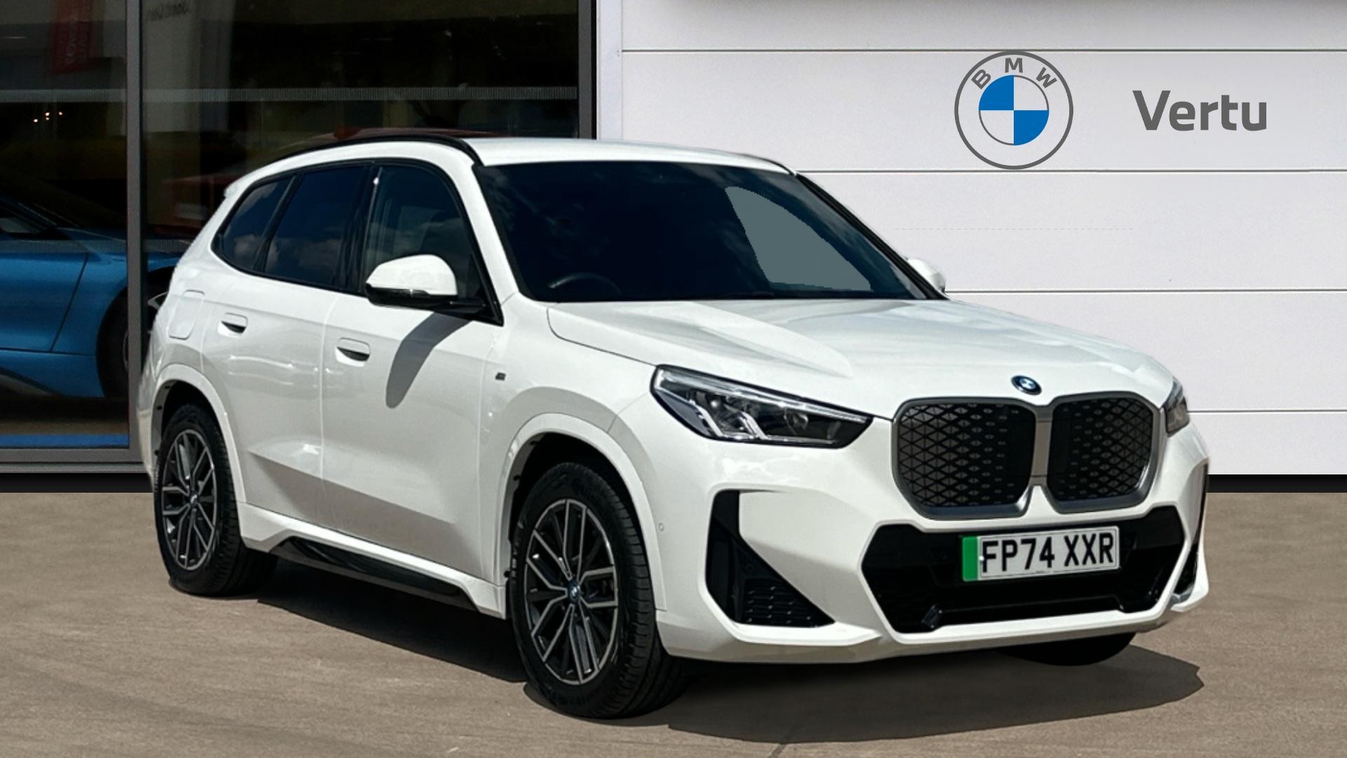 BMW iX1