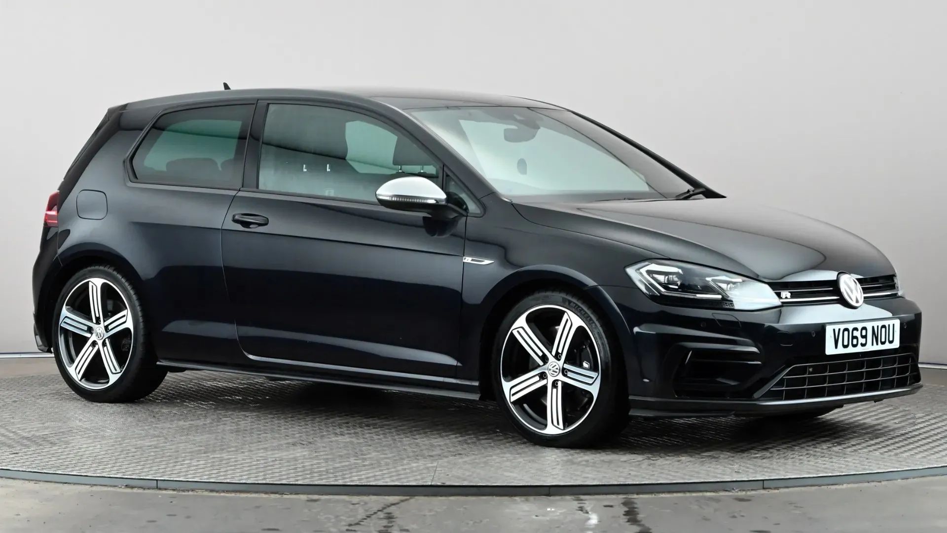 Golf R