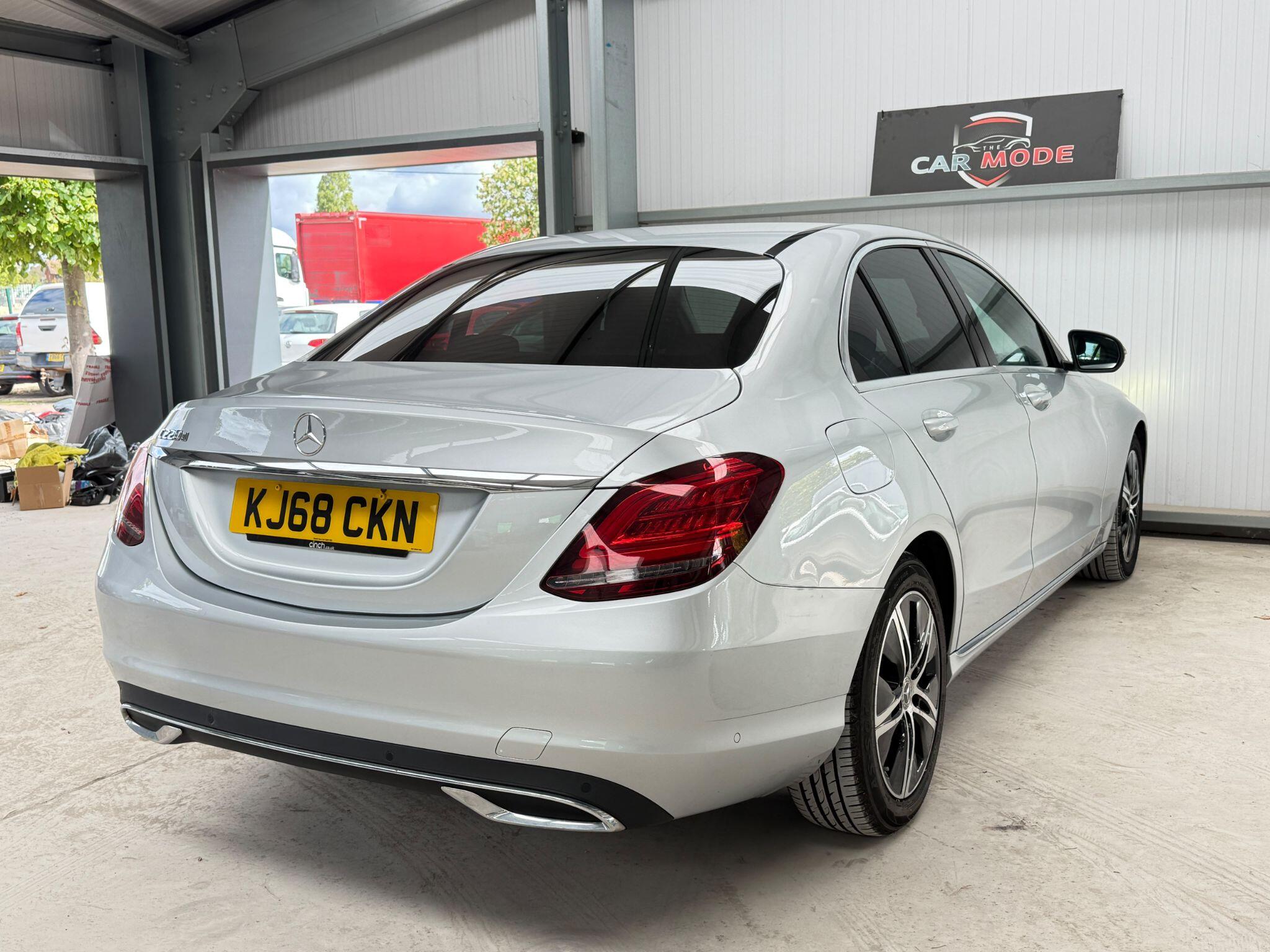 2018 Mercedes-Benz C-Class Saloon