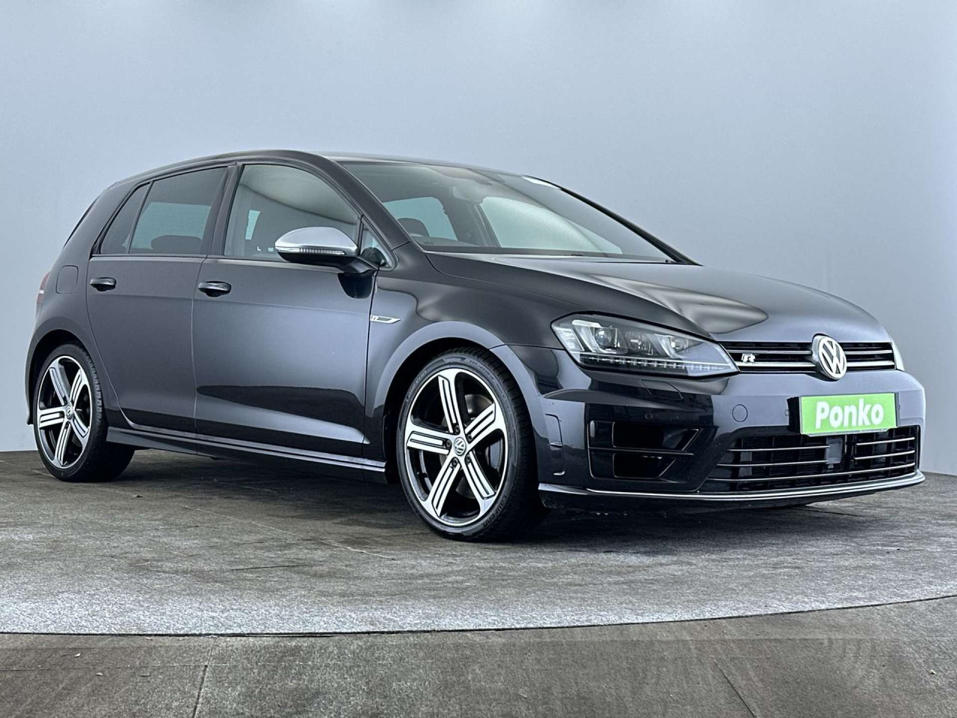 Golf R