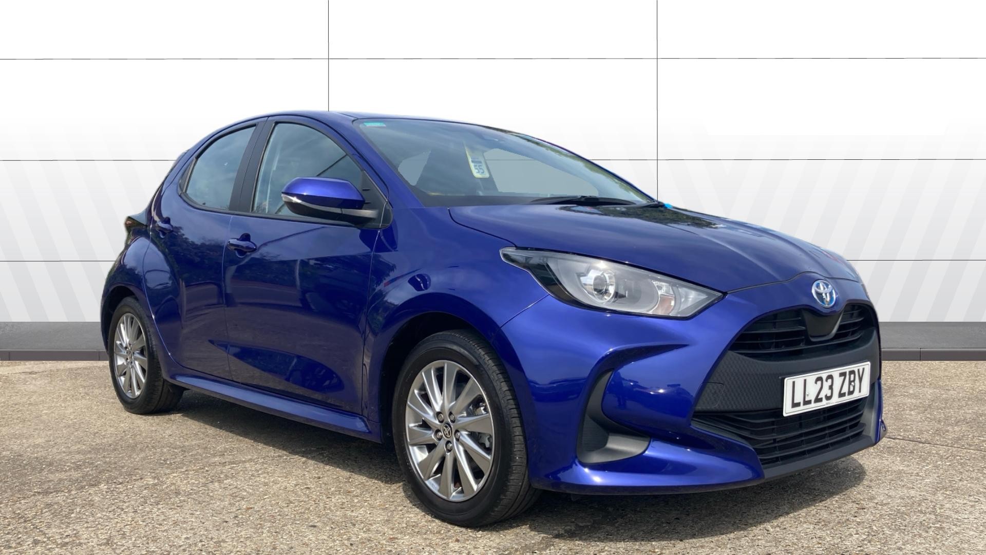 Yaris