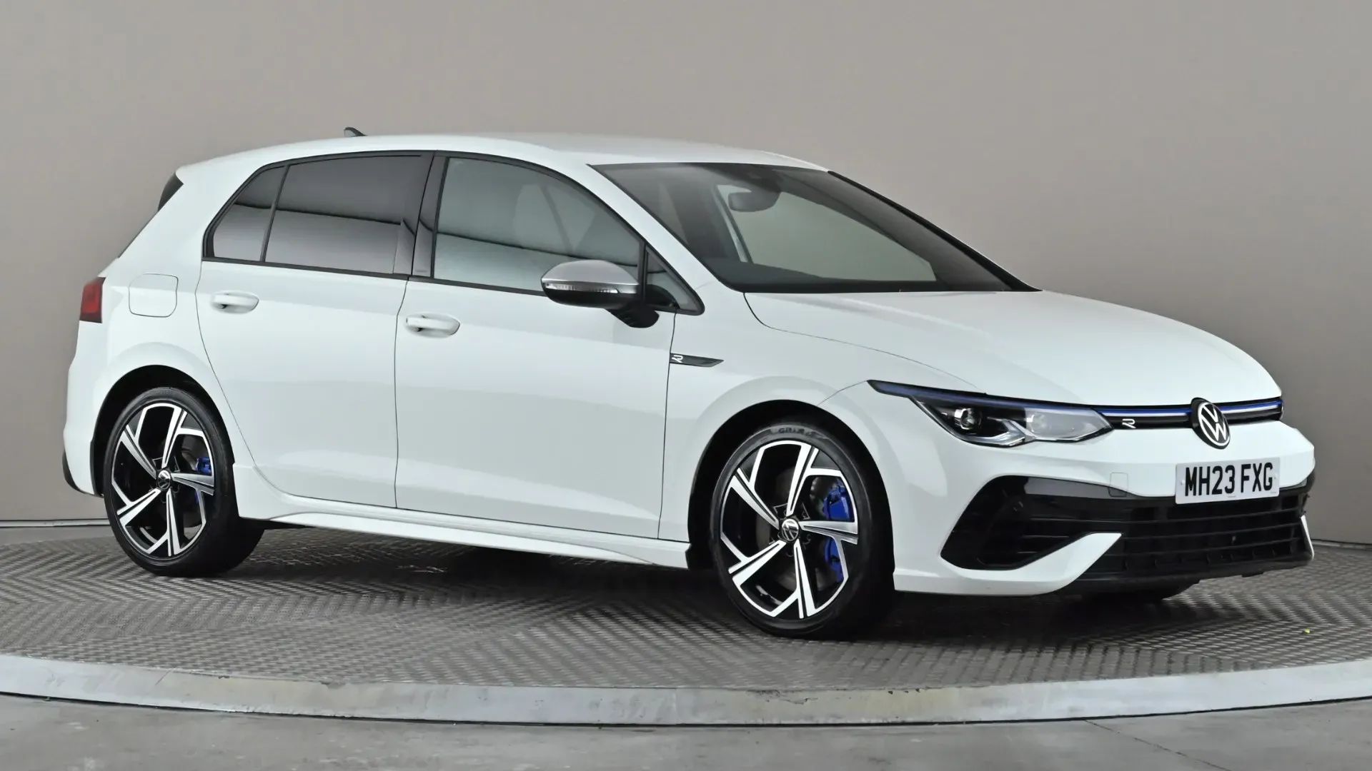Golf R