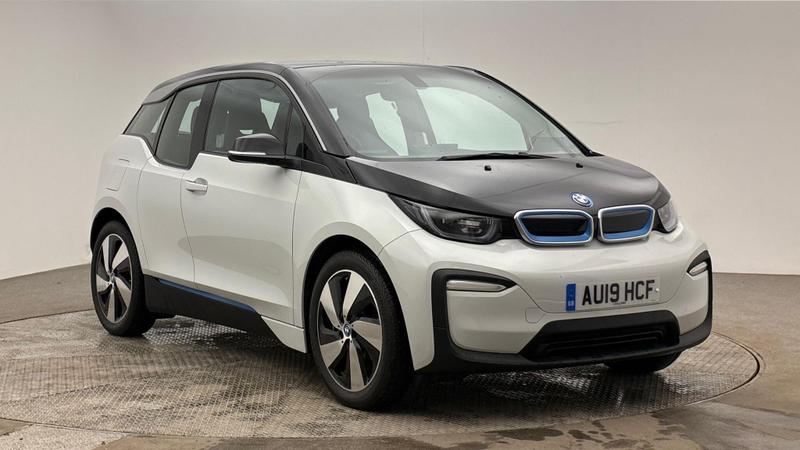 I3