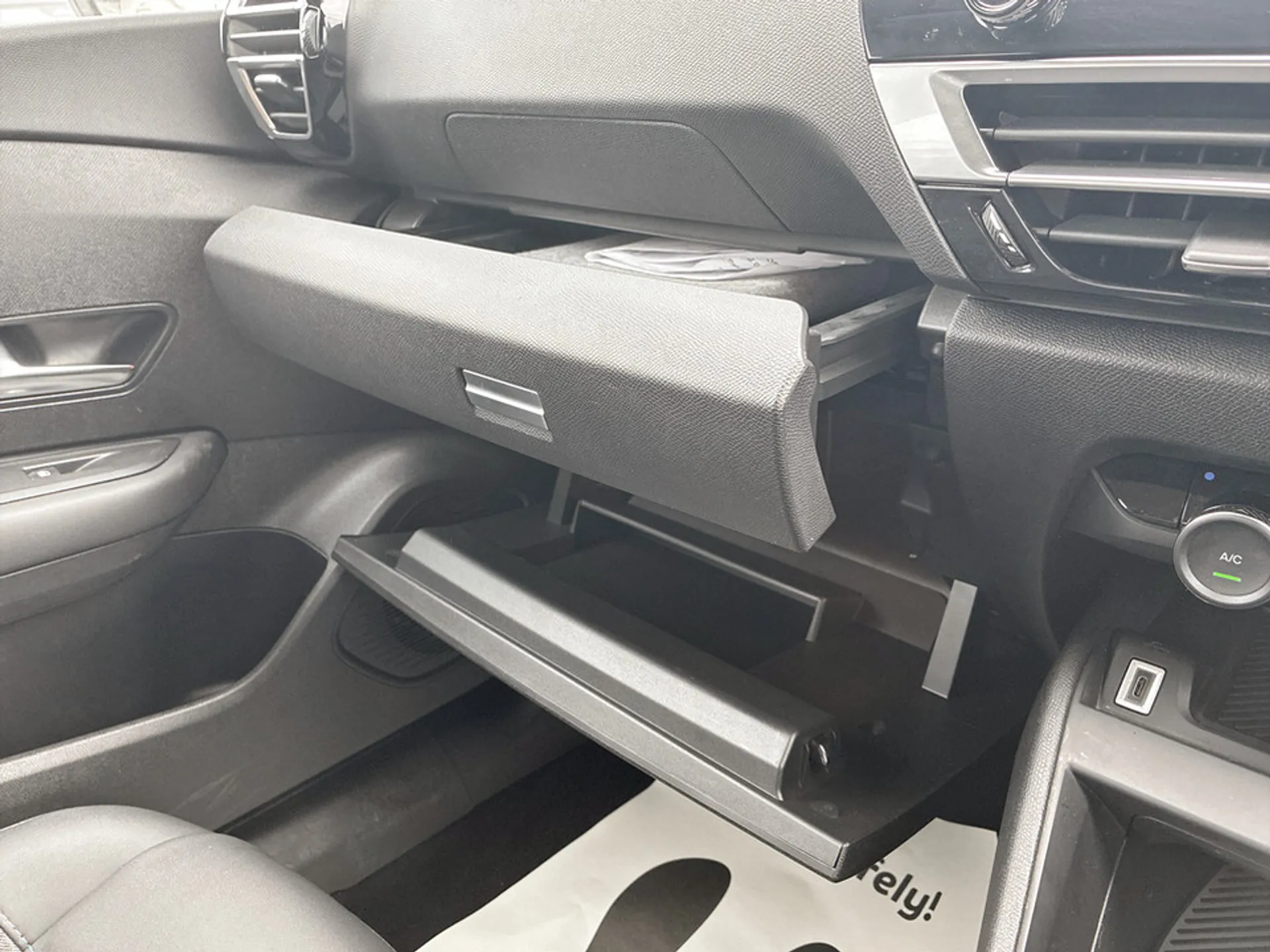 2023 Citroen C4