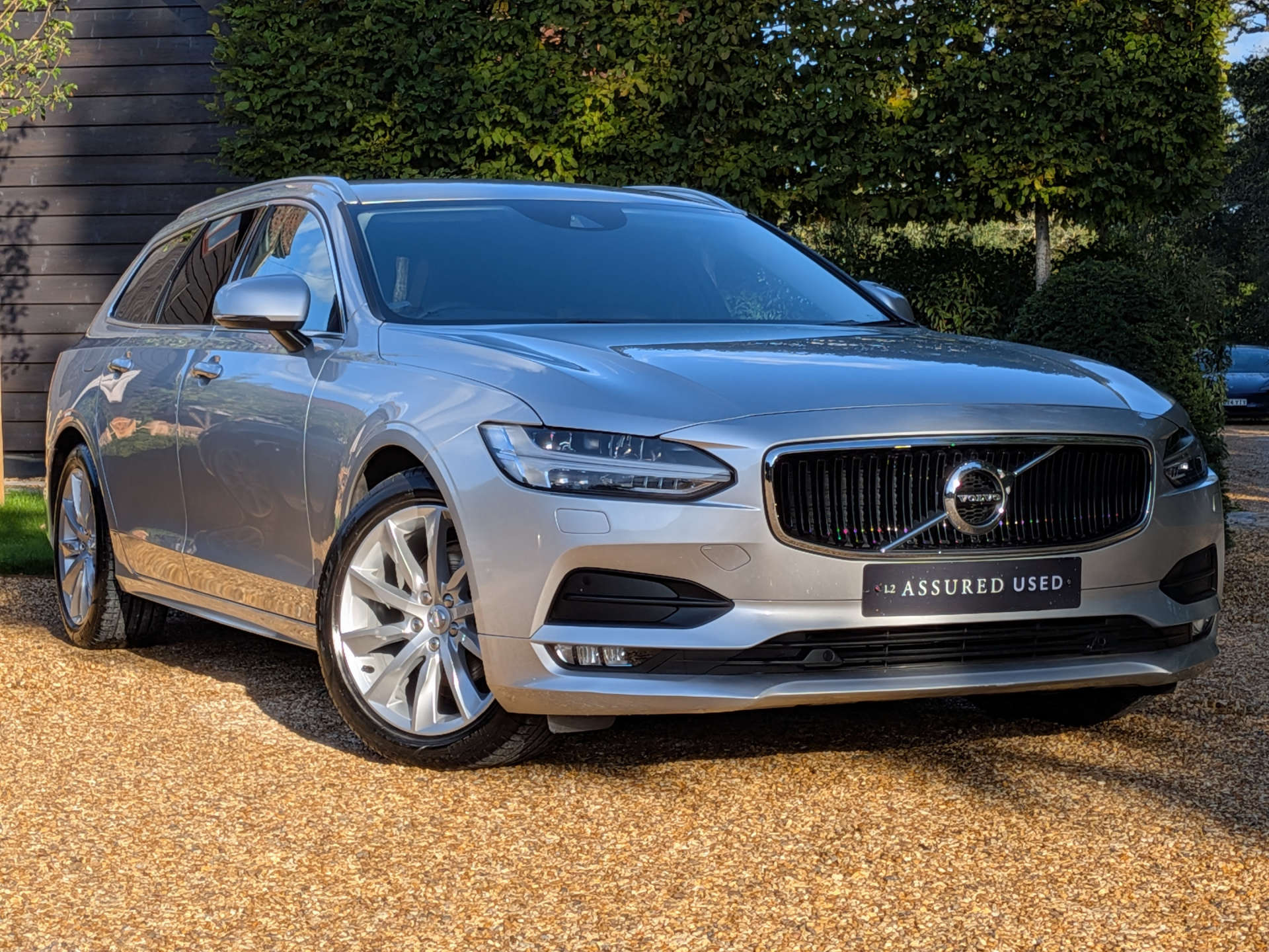 V90